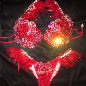 WBFF Bikini ( Fitness/ Bikini / Figure)